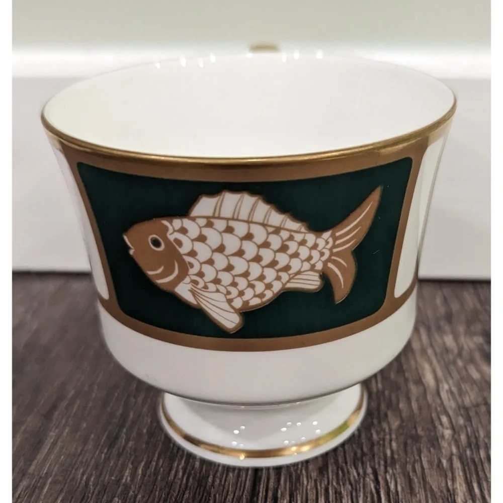 Cathy Hardwick for Mikasa Ming Green Fish and Shell Bone China Tea Cup